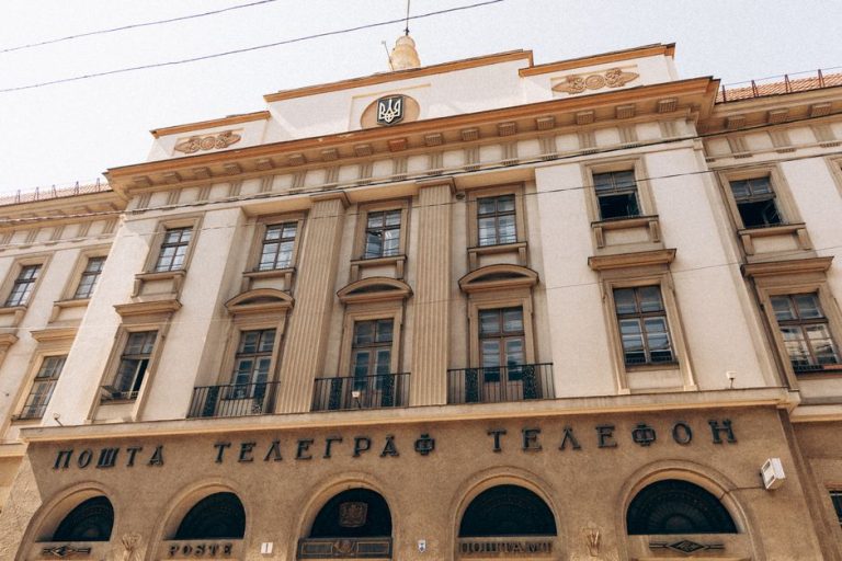 Чому у Львові кажуть Батяр: історія слова — Батяр: хто це і чому так кажуть у Львові