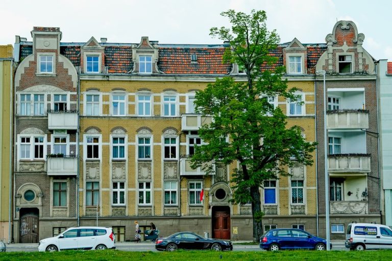 Комунальна квартира у Львові: особливості власності — Комунальна квартира у Львові: що потрібно знати власнику
